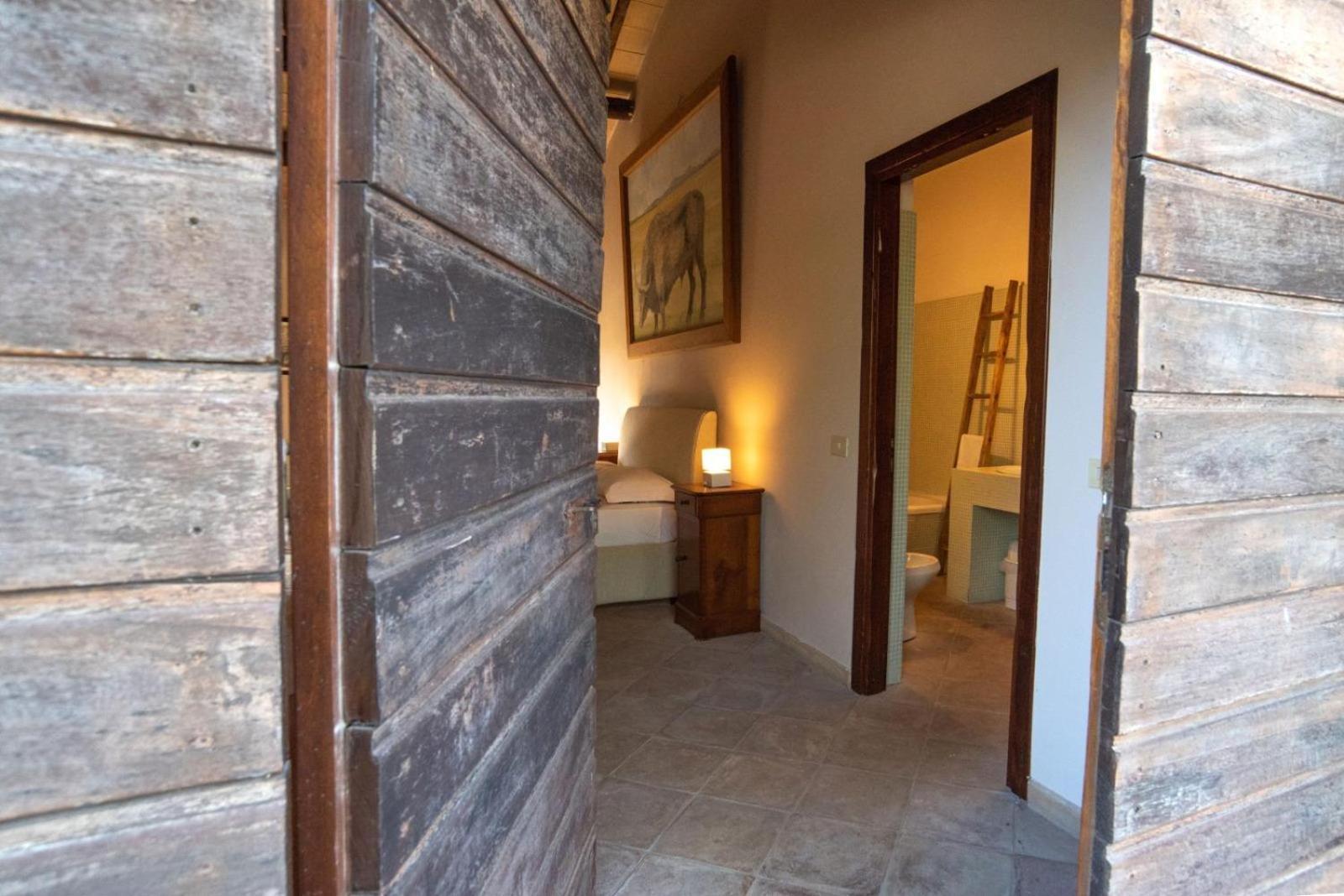 Agriturismo Cerrosughero Canino Exteriör bild